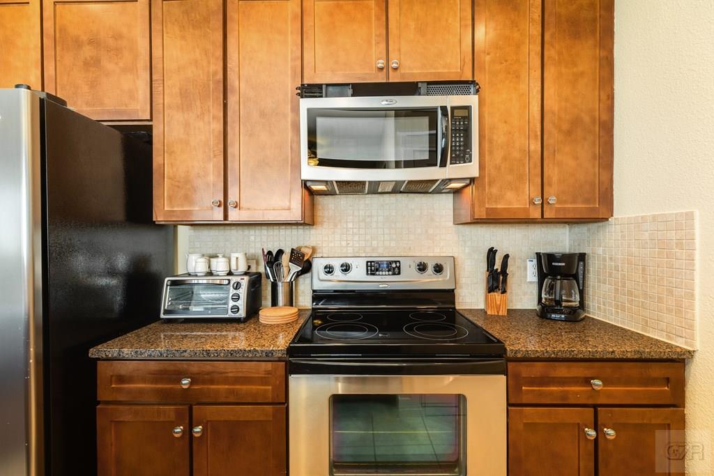 26934 Bay Water Drive, Galveston, Ohio image 10