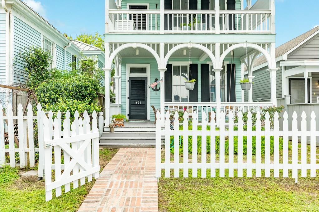 1624 Ave N 1/2, Galveston, Texas image 9