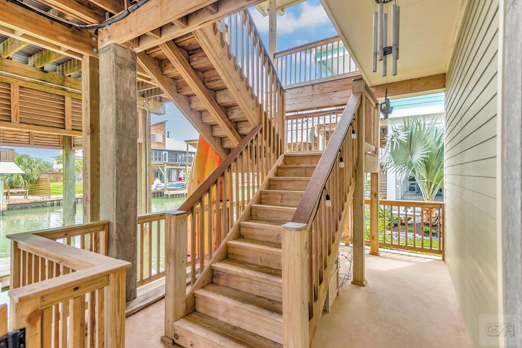 1522 Windsong Way, Tiki Island, Texas image 6