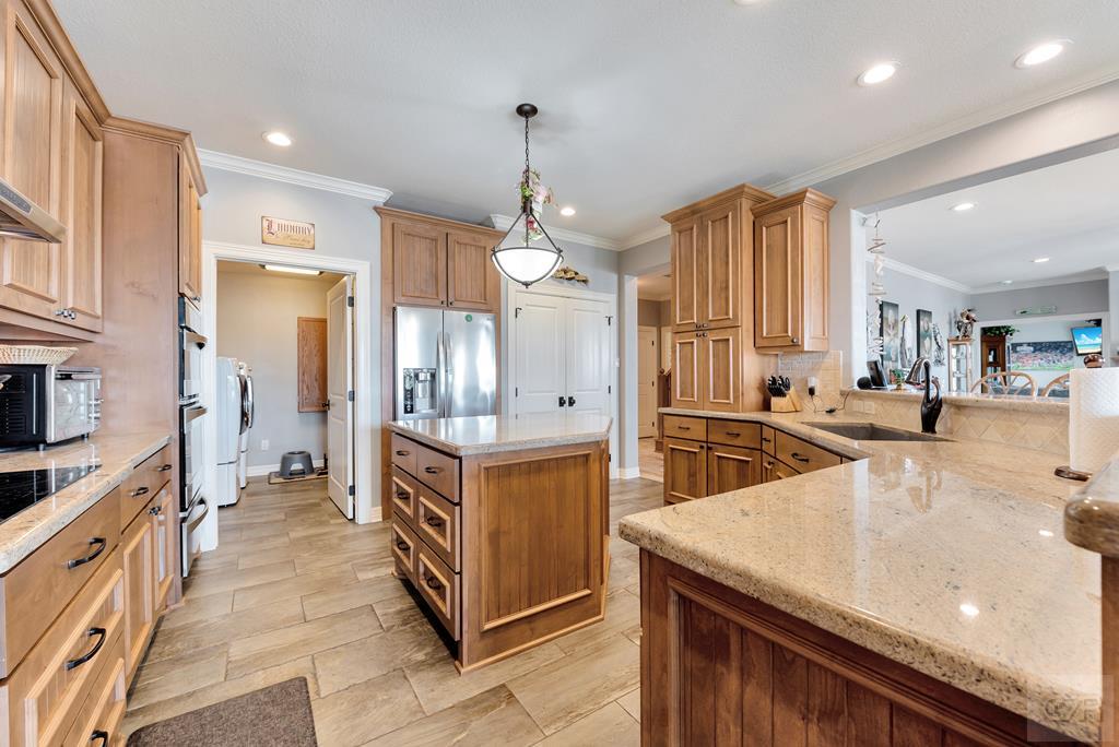 1522 Windsong Way, Tiki Island, Texas image 14