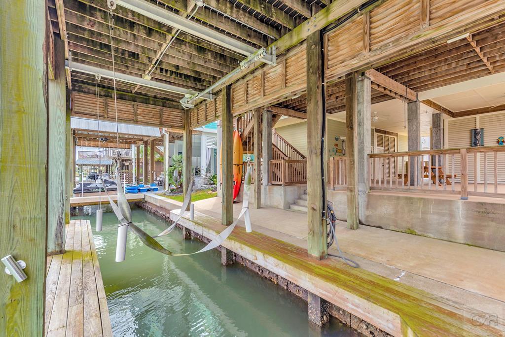 1522 Windsong Way, Tiki Island, Texas image 44
