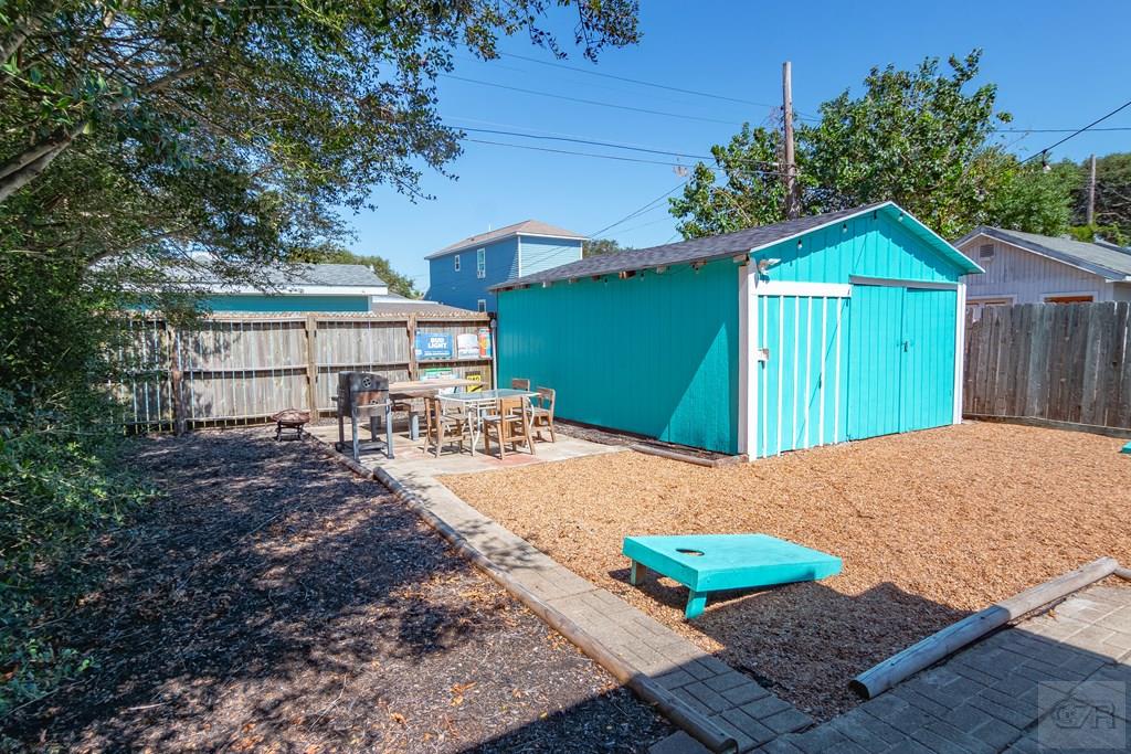 3328 Ave Q 1/2, Galveston, Texas image 23