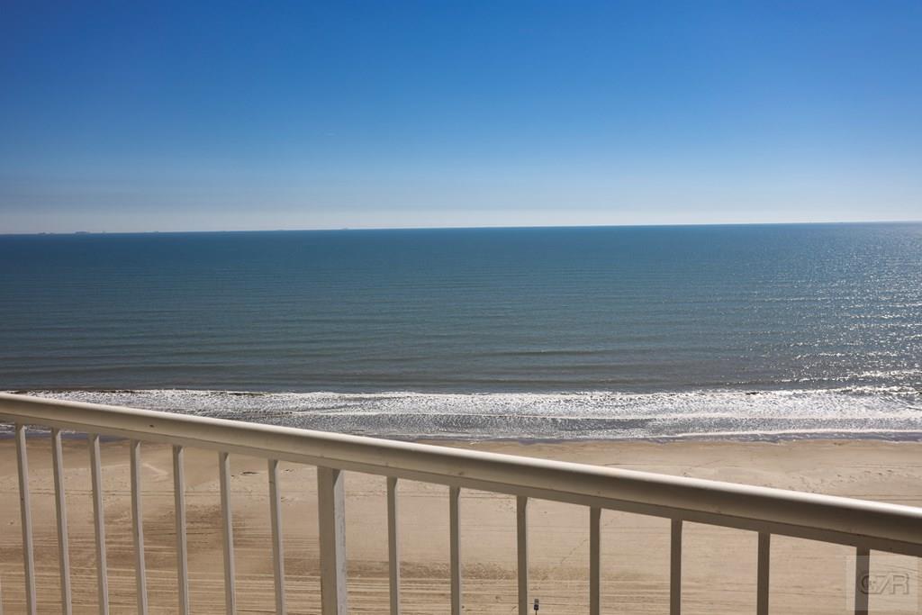 7700 Seawall Blvd, Galveston, Texas image 13