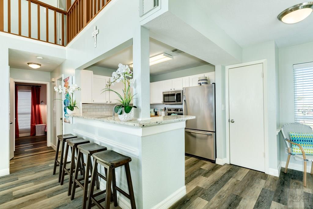 2418 Blue Water Hwy, SURFSIDE, Texas image 11