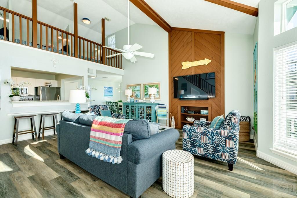 2418 Blue Water Hwy, SURFSIDE, Texas image 9