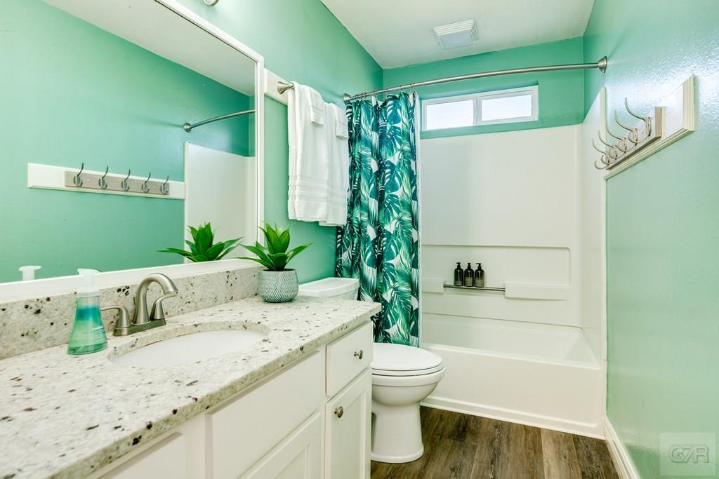 2418 Blue Water Hwy, SURFSIDE, Texas image 24