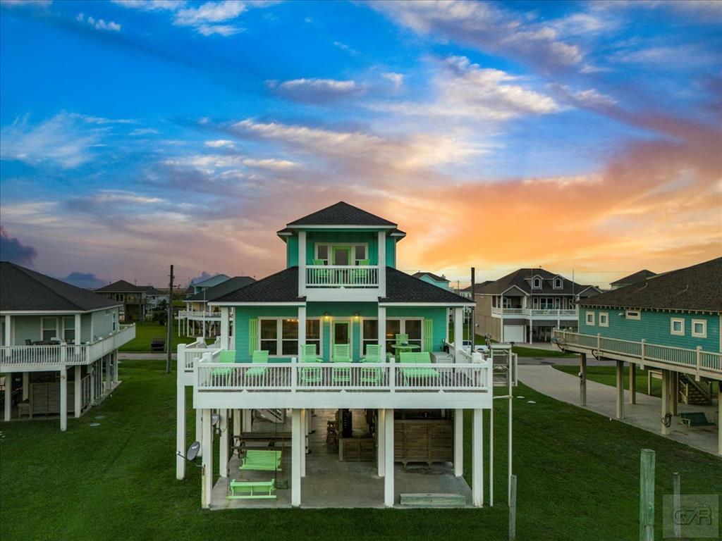 3212 Sea Castle Drive, Crystal Beach, Texas image 1