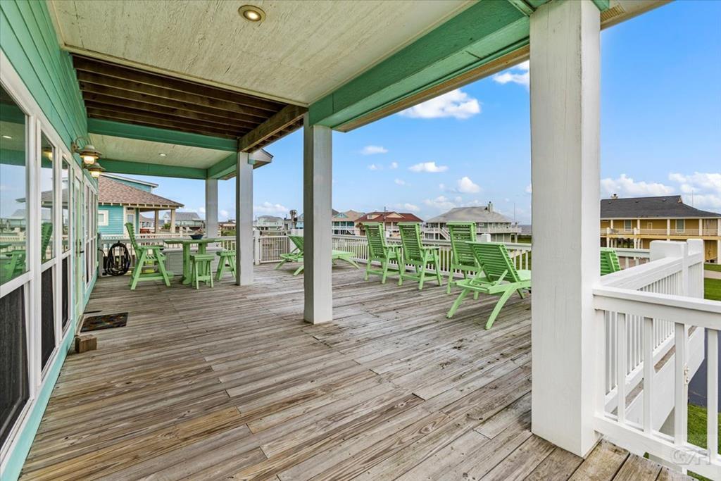 3212 Sea Castle Drive, Crystal Beach, Texas image 11