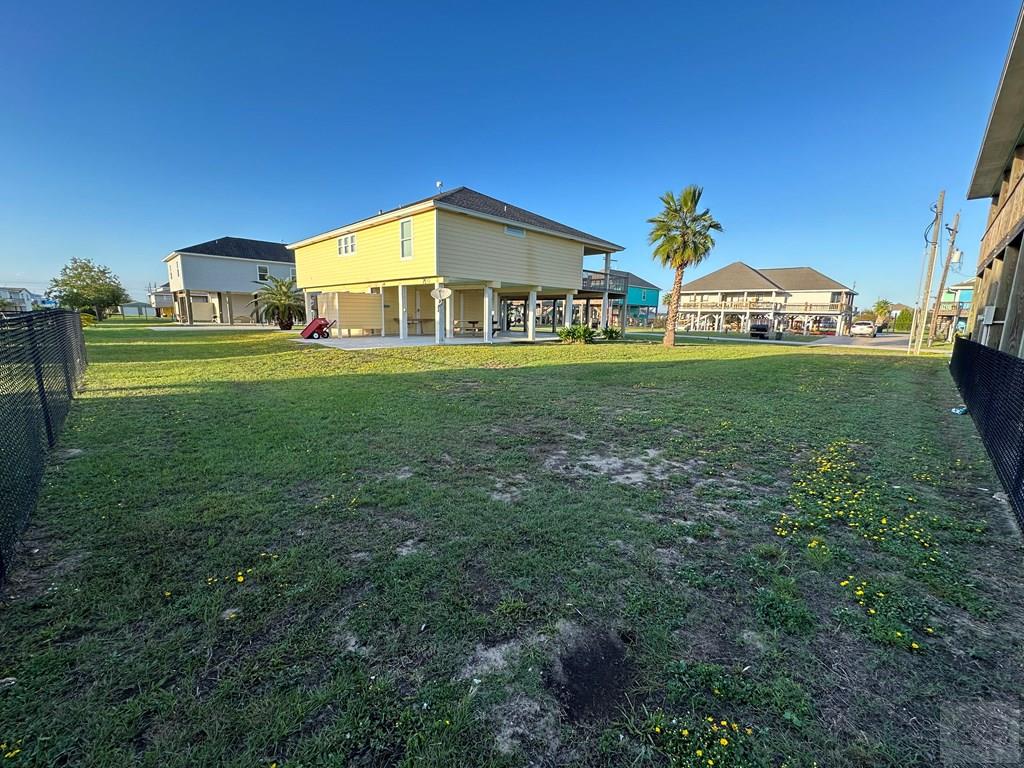 959 Palmetto Drive, Crystal Beach, Texas image 6