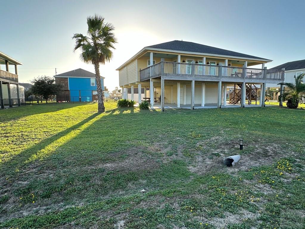 959 Palmetto Drive, Crystal Beach, Texas image 9