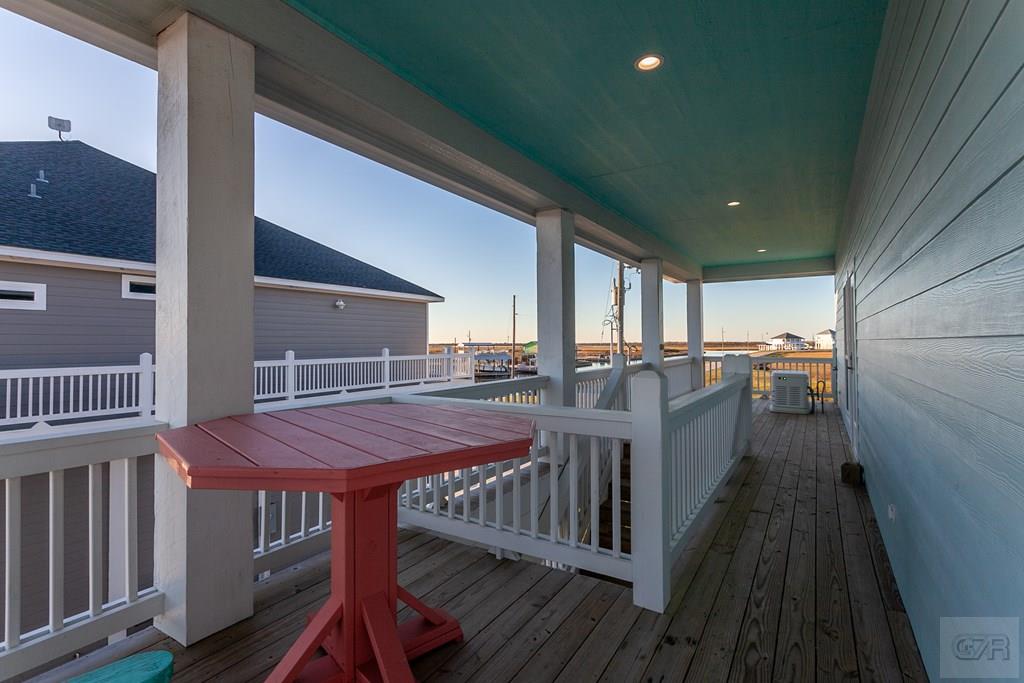 1295 Lagoon Drive, Crystal Beach, Texas image 8