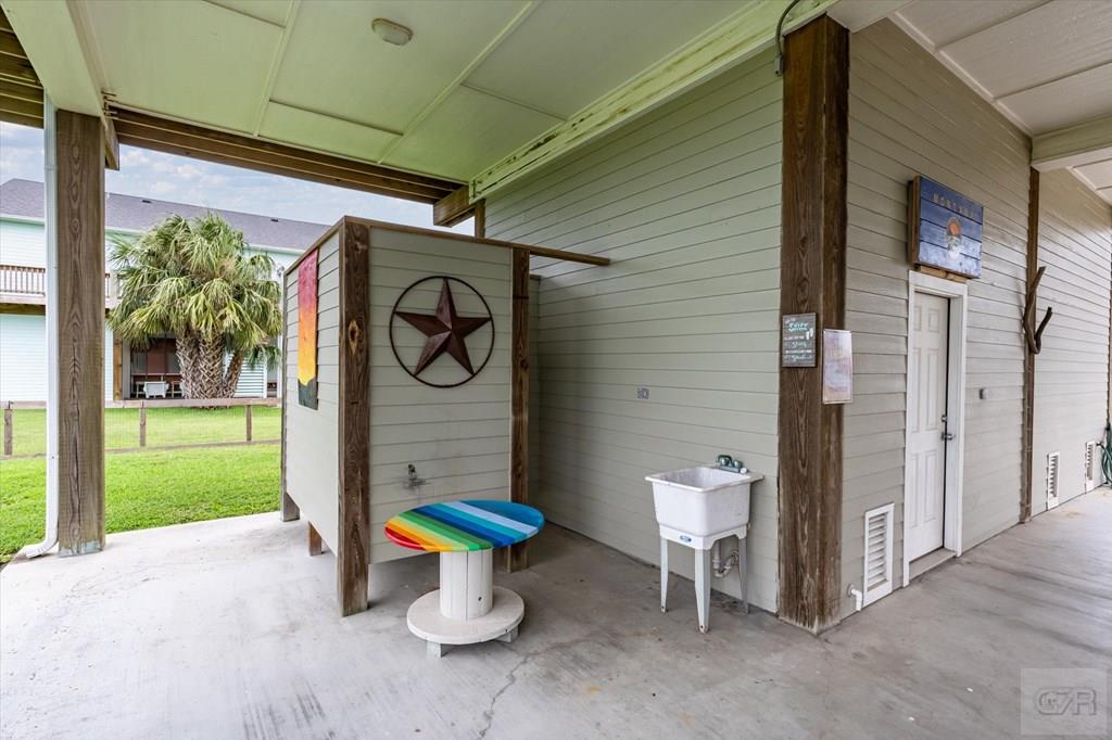 957 Mary Ann, Crystal Beach, Texas image 23