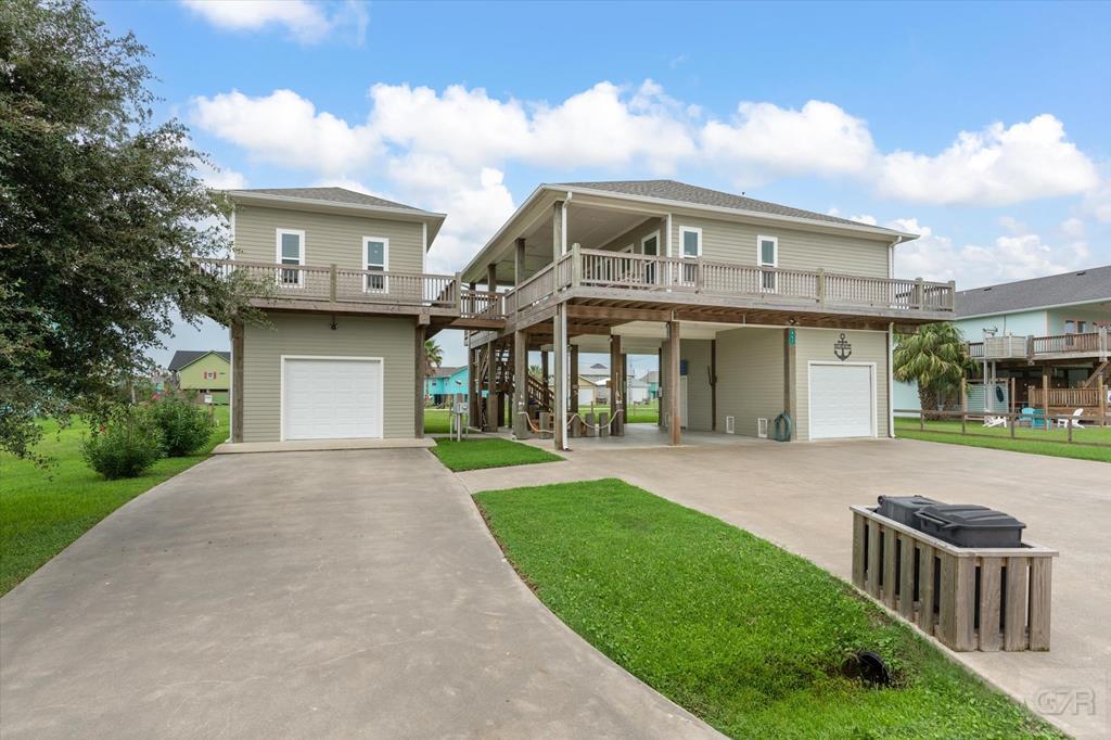 957 Mary Ann, Crystal Beach, Texas image 1