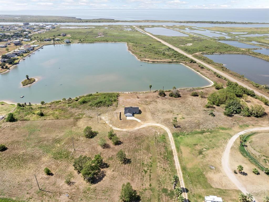 2059 Hwy 87, Crystal Beach, Texas image 2