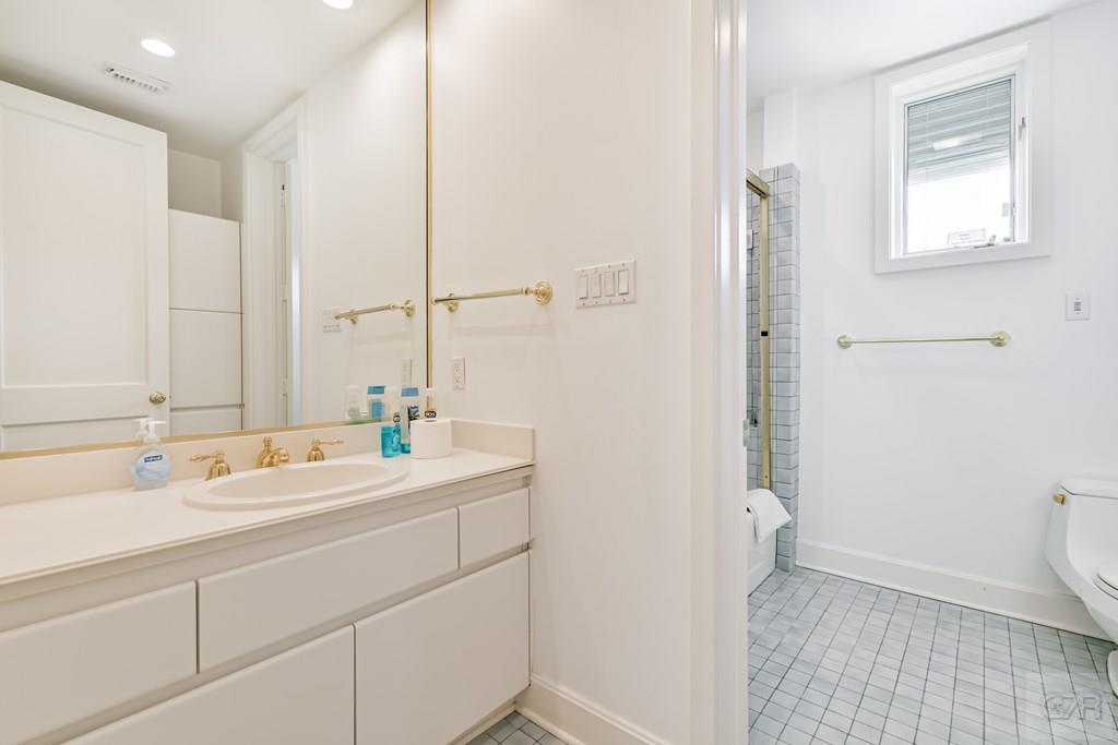 18519 E De Vaca Lane, Galveston, Texas image 36