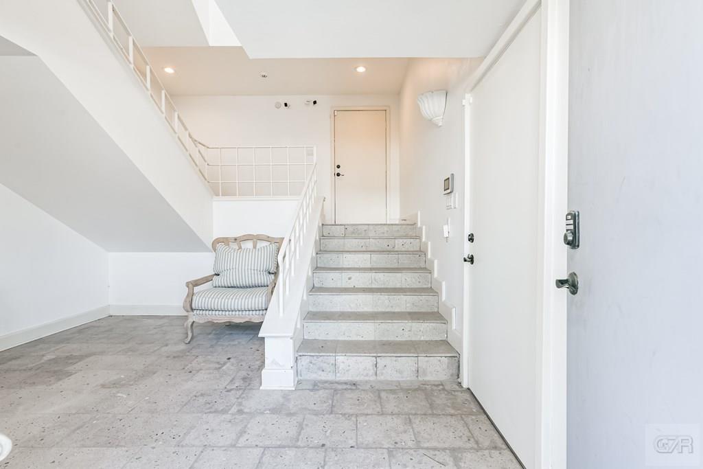 18519 E De Vaca Lane, Galveston, Texas image 3