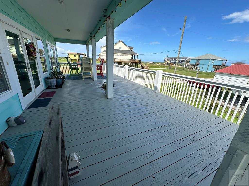 855 West Lane, Crystal Beach, Texas image 11