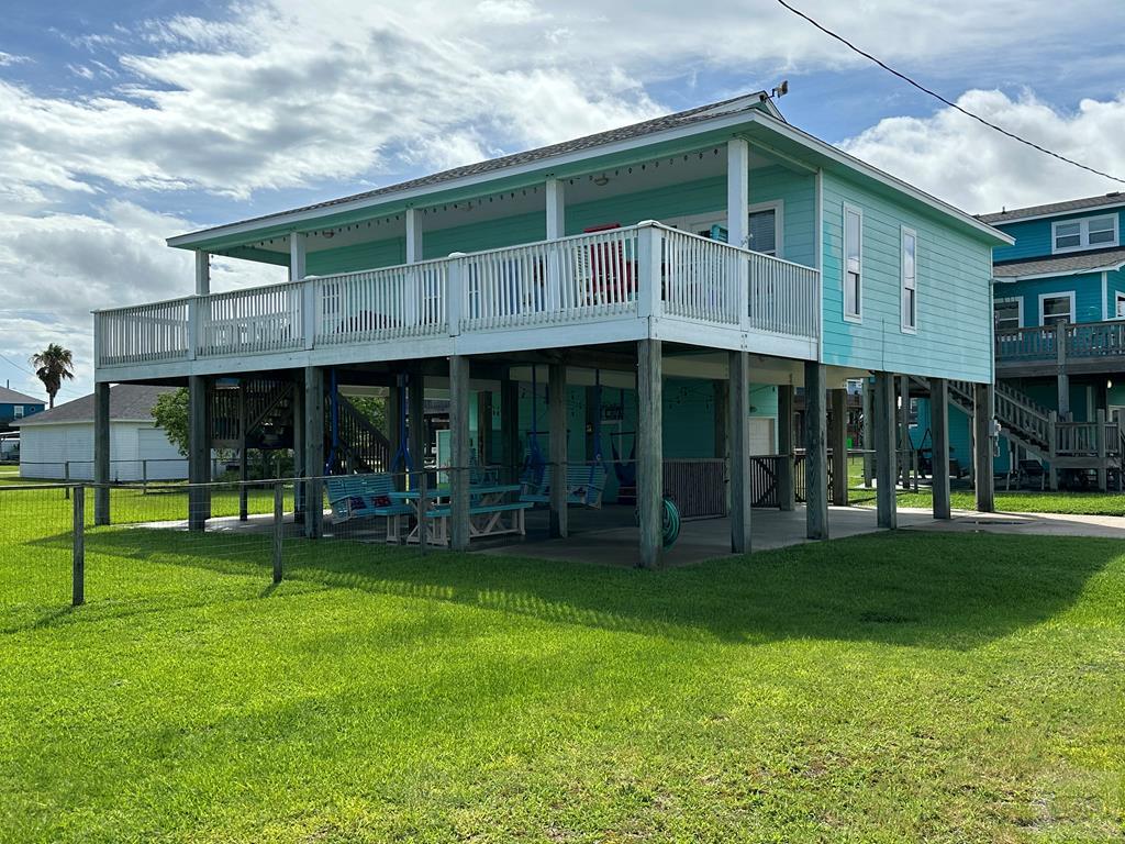 855 West Lane, Crystal Beach, Texas image 1