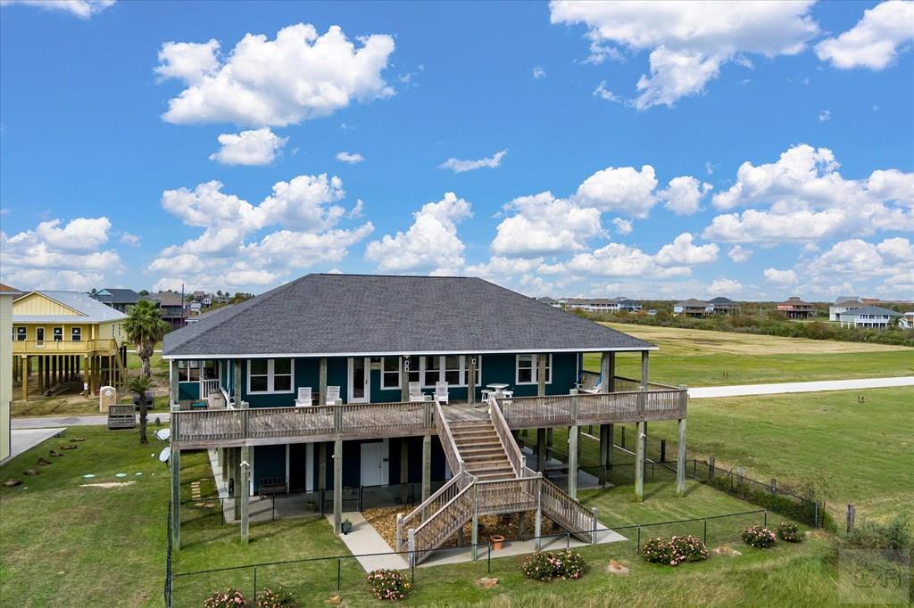 172 Ocean View Drive, Crystal Beach, Texas image 7