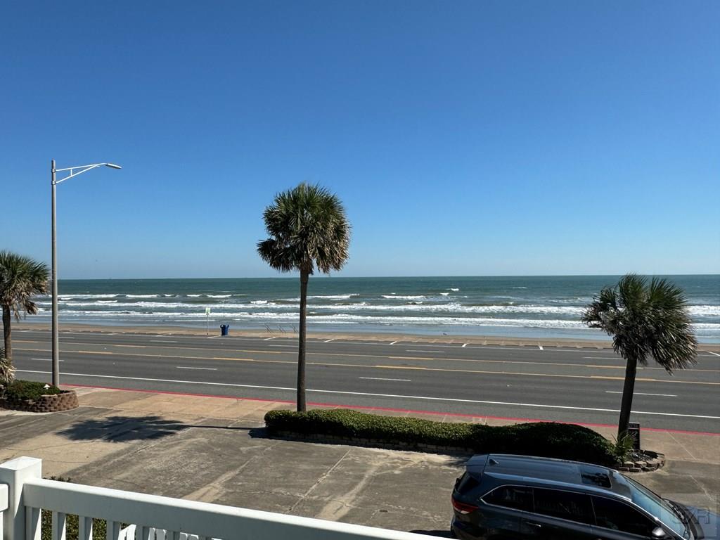 8416 Seawall Blvd, Galveston, Texas image 18