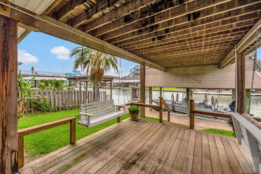 1302 Tiki Drive, Tiki Island, California image 45