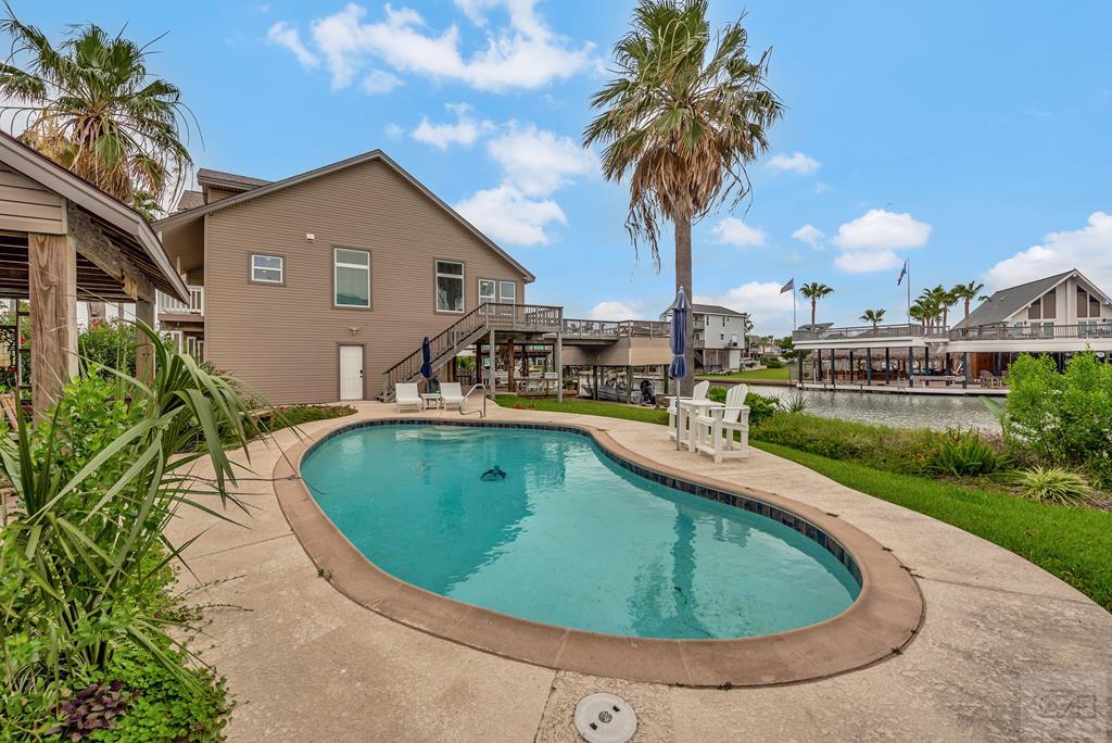 1302 Tiki Drive, Tiki Island, California image 41