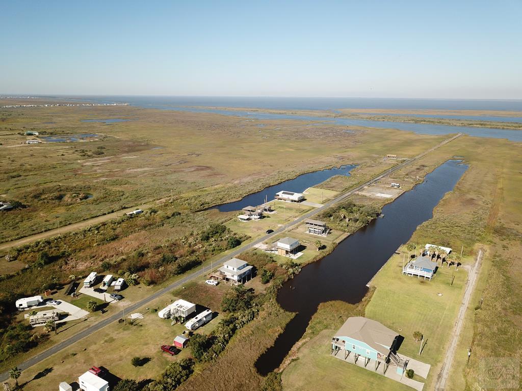 1108 N Tuna Drive, Crystal Beach, Texas image 14