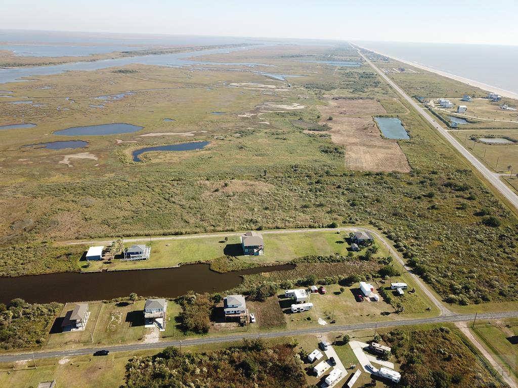 1108 N Tuna Drive, Crystal Beach, Texas image 12