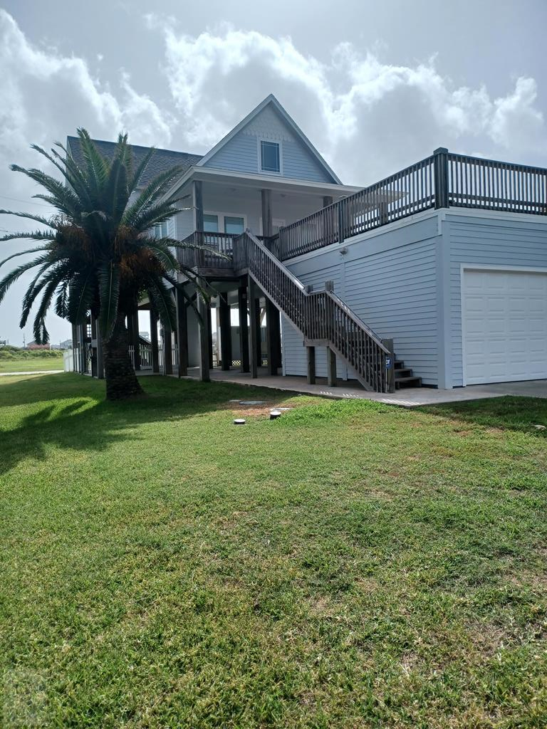 844 East Road, Crystal Beach, Texas image 1