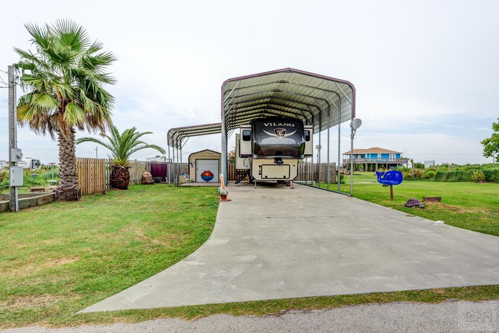 169 Ocean Breeze Drive, Crystal Beach, Texas image 1