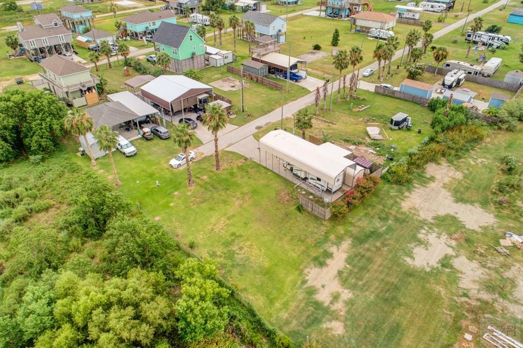 169 Ocean Breeze Drive, Crystal Beach, Texas image 7