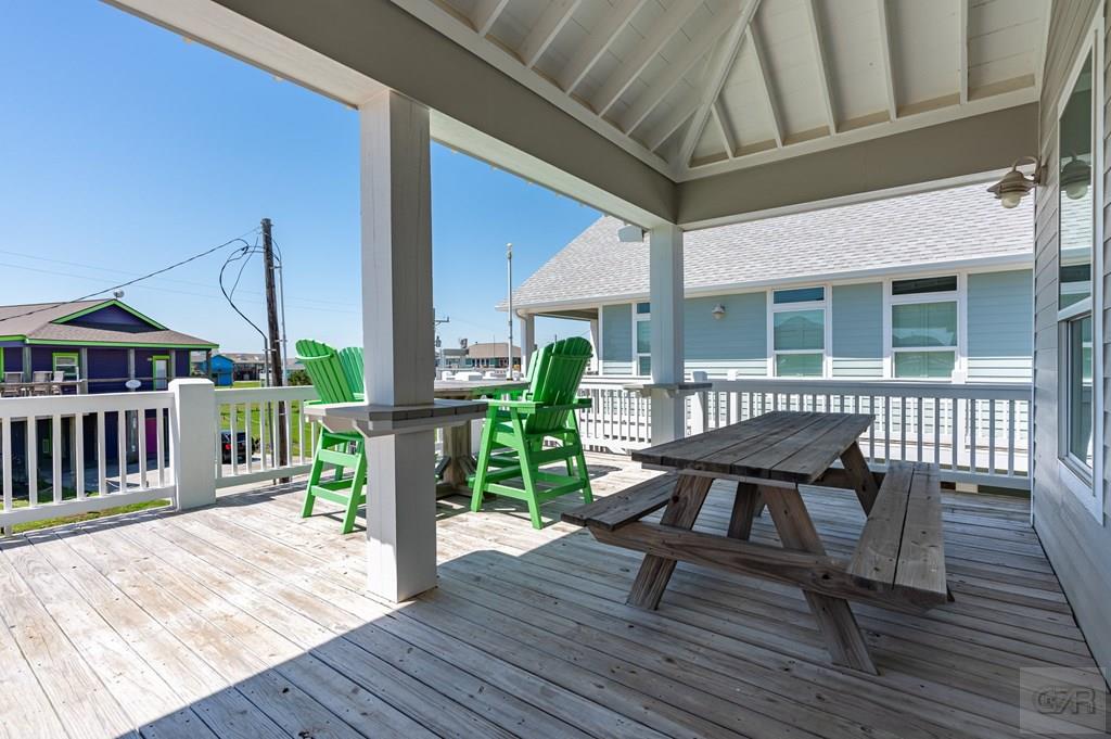 922 Seadrift Drive, Crystal Beach, Texas image 6