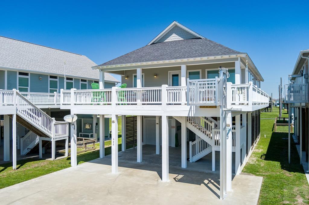 922 Seadrift Drive, Crystal Beach, Texas image 1