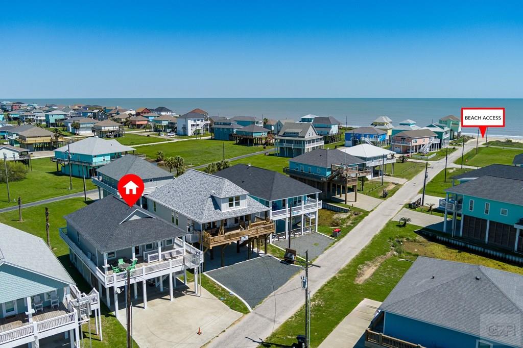 922 Seadrift Drive, Crystal Beach, Texas image 3