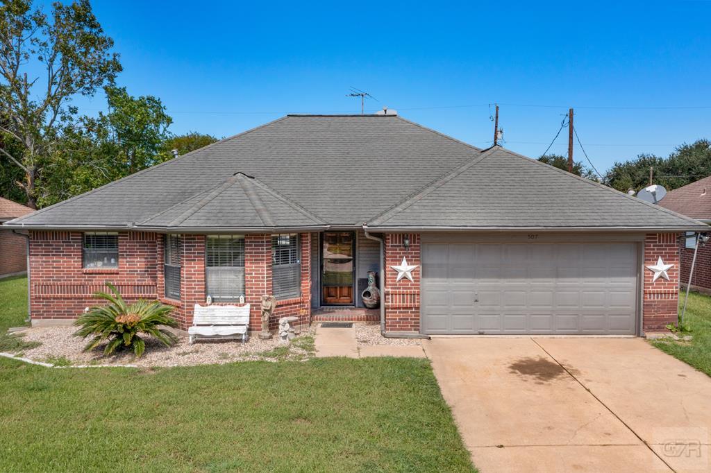 507 Valley, DICKINSON, Texas image 1