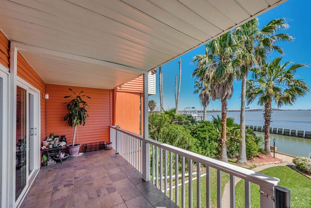 3 Tiki Circle, Tiki Island, Texas image 33