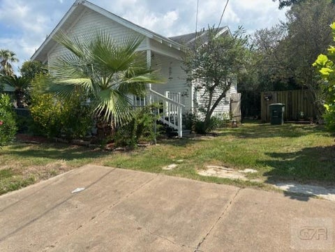 Multifamily For Sale - 4413 Bernardo De Galvez<br/> Galveston, TX 77550