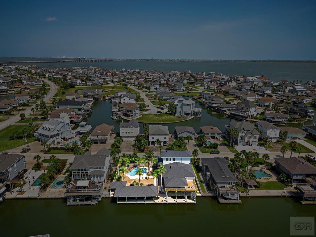 231 Tamana Dr, Galveston, Texas image 2