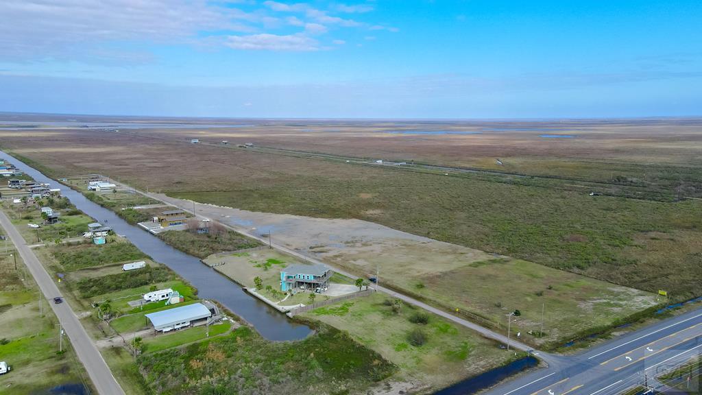 1002 Paisley St, Gilchrist, Texas image 9