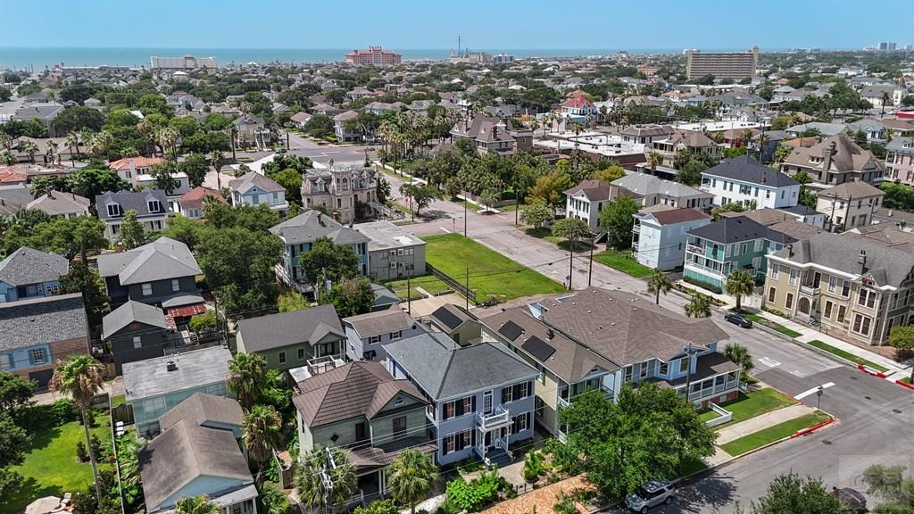 1617 Ball Street, Galveston, Texas image 3