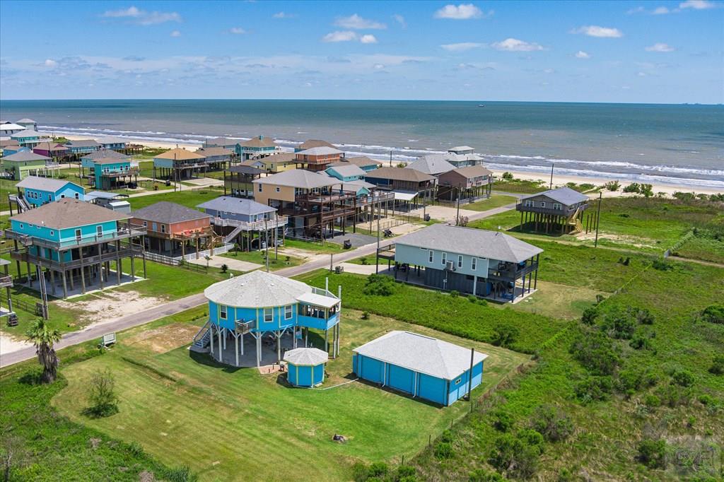 865 Main Street, Crystal Beach, Texas image 6