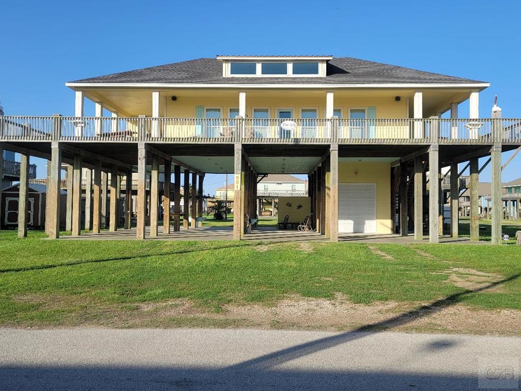 961 Seagull Lane, Crystal Beach, Texas image 1