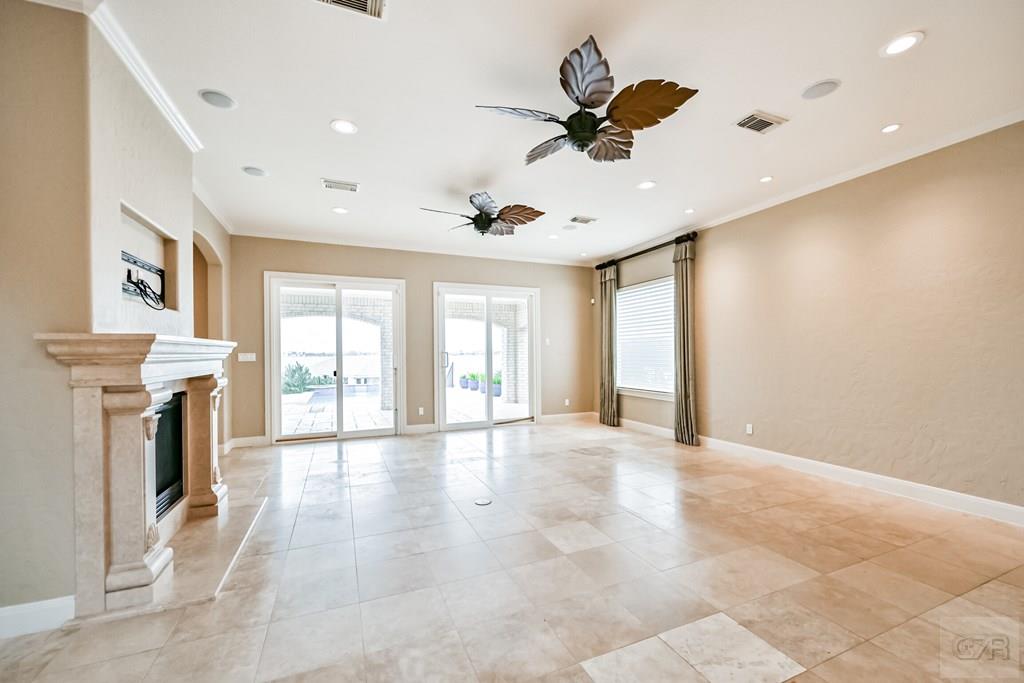 7316 W Offats Pointe Circle, Galveston, Texas image 3