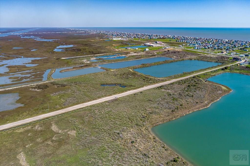 1100 Bobs Lane, Crystal Beach, Texas image 10