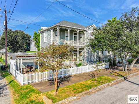 Homes For Sale - 509 16th St<br/> Galveston, TX 77550