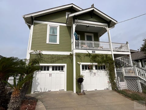 Condo For Sale - 1509 14th Street<br/> Galveston, TX 77550