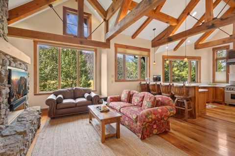 Photo of 210 S Sunset Ridge Drive, Telluride, CO 81435 (MLS # 43784)
