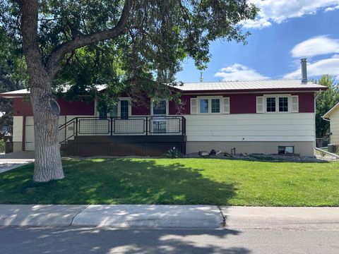 Photo of 103 Duncan Place, Montrose, CO 81401 (MLS # 43764)