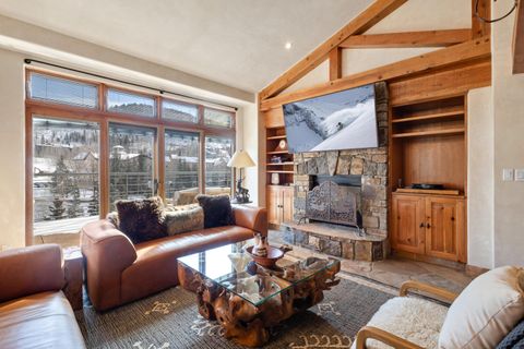 Photo of 136 Country Club Drive #PH 617, Mountain Village, CO 81435 (MLS # 44102)