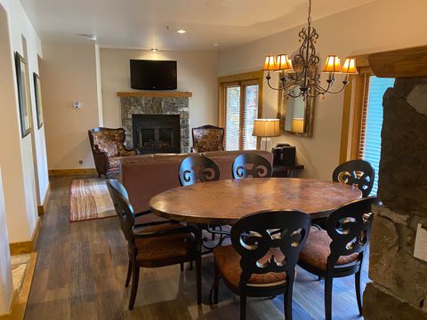 Photo of 457 Mountain Village BLVD Boulevard #2014/2016, Mountain Village, CO 81435 (MLS # 43802)